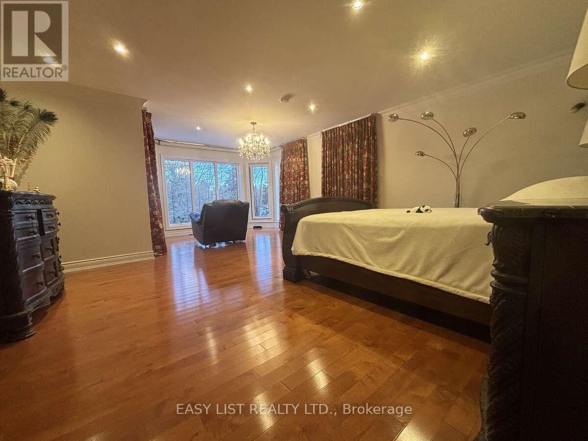 785 Clarence Street, Vaughan, Ontario  L4L 8V2 - Photo 9 - N12650732