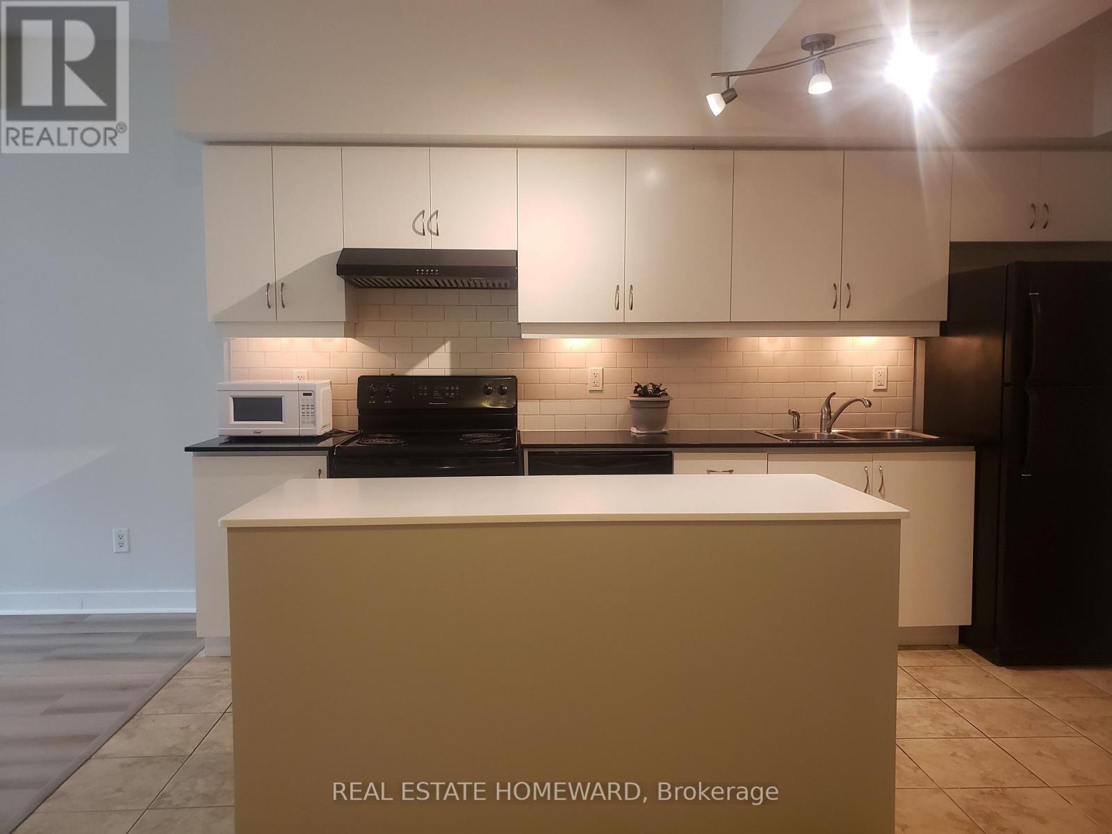 309 - 601 Kingston Road, Toronto, Ontario  M4E 3Y2 - Photo 11 - E12649066