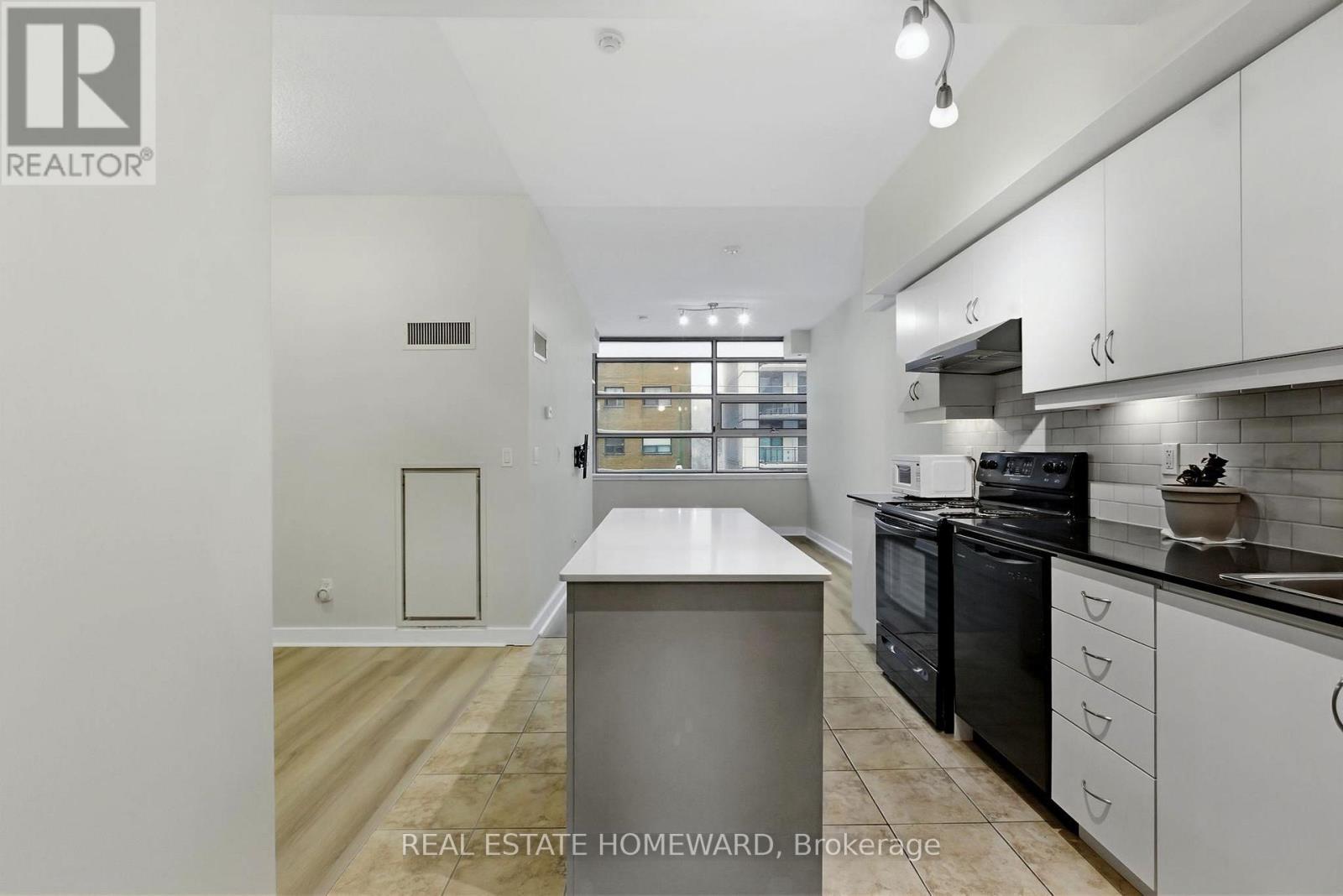 309 - 601 Kingston Road, Toronto, Ontario  M4E 3Y2 - Photo 8 - E12649066