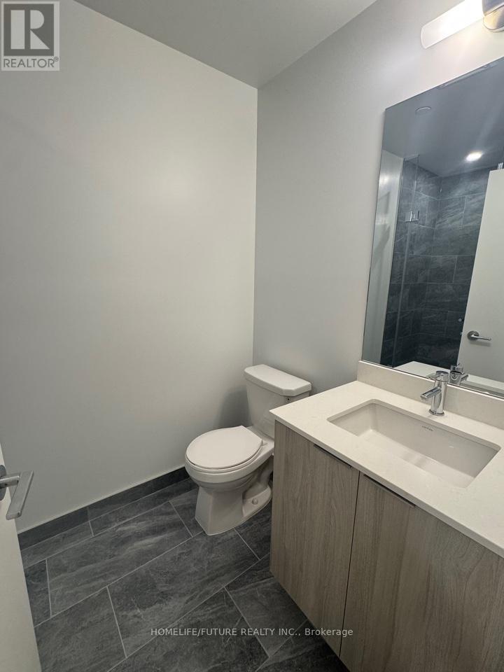 2305 - 395 Square One Drive, Mississauga, Ontario  L5B 0P6 - Photo 12 - W12650724