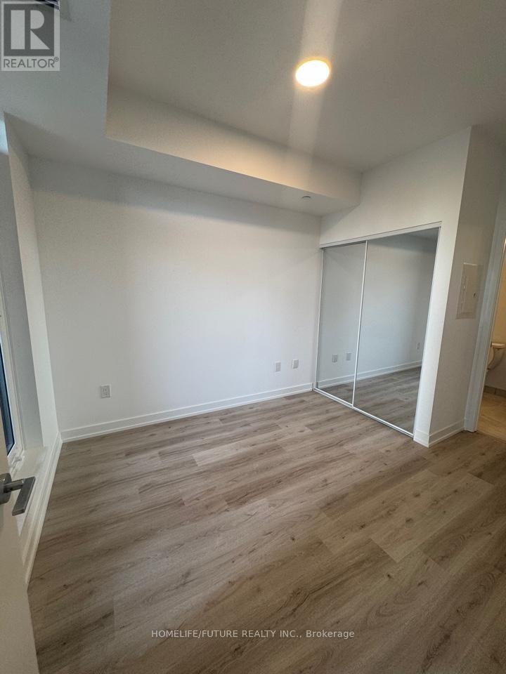 2305 - 395 Square One Drive, Mississauga, Ontario  L5B 0P6 - Photo 17 - W12650724