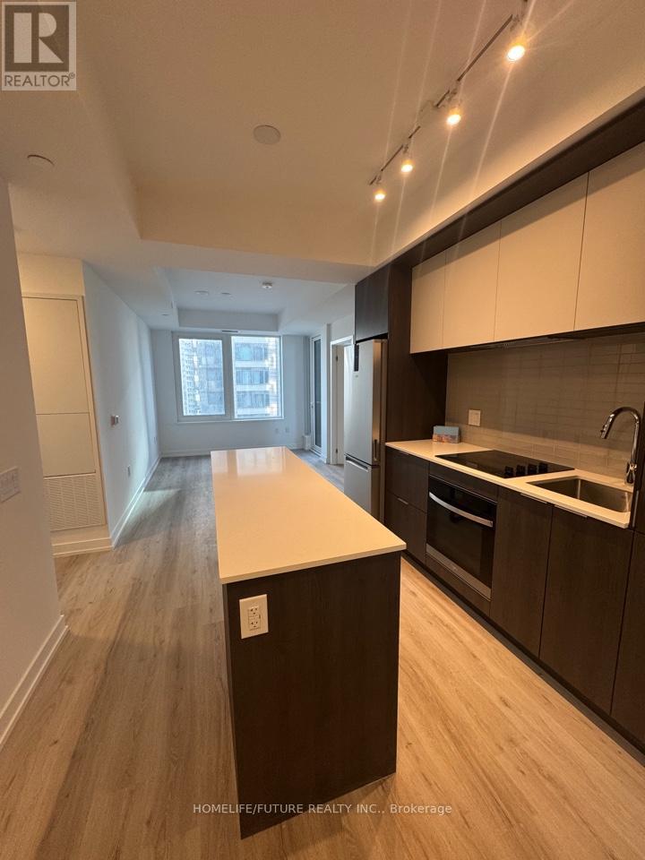 2305 - 395 Square One Drive, Mississauga, Ontario  L5B 0P6 - Photo 7 - W12650724