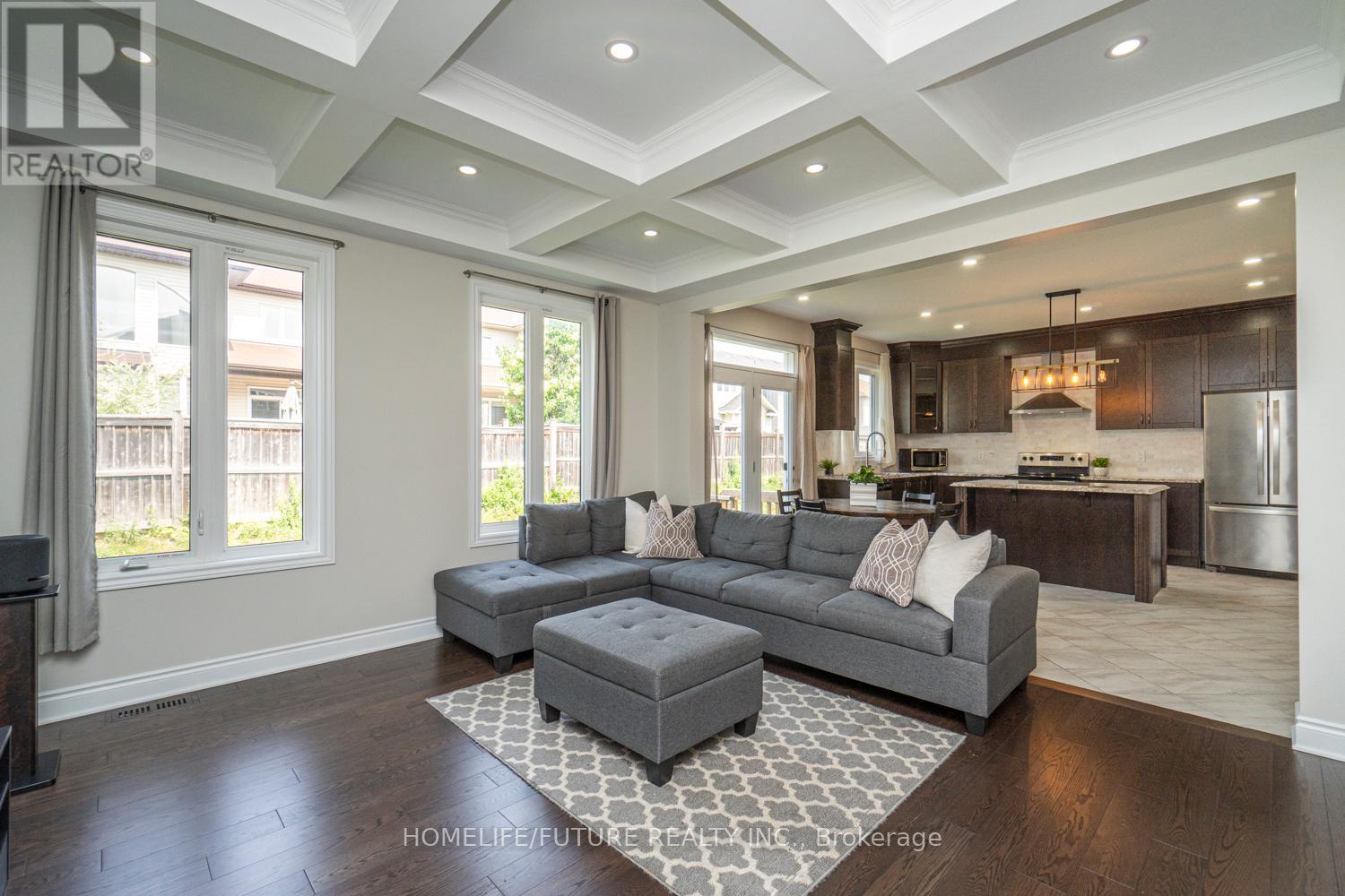 623 Parade Drive, Ottawa, Ontario  K2S 0Y7 - Photo 11 - X12650722