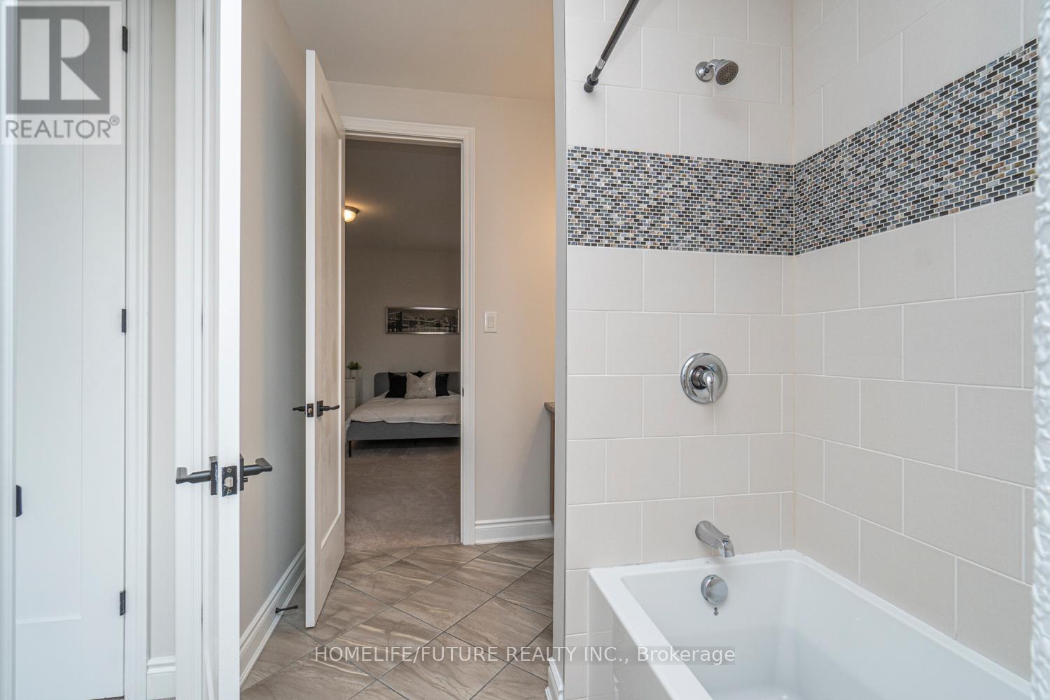 623 Parade Drive, Ottawa, Ontario  K2S 0Y7 - Photo 21 - X12650722