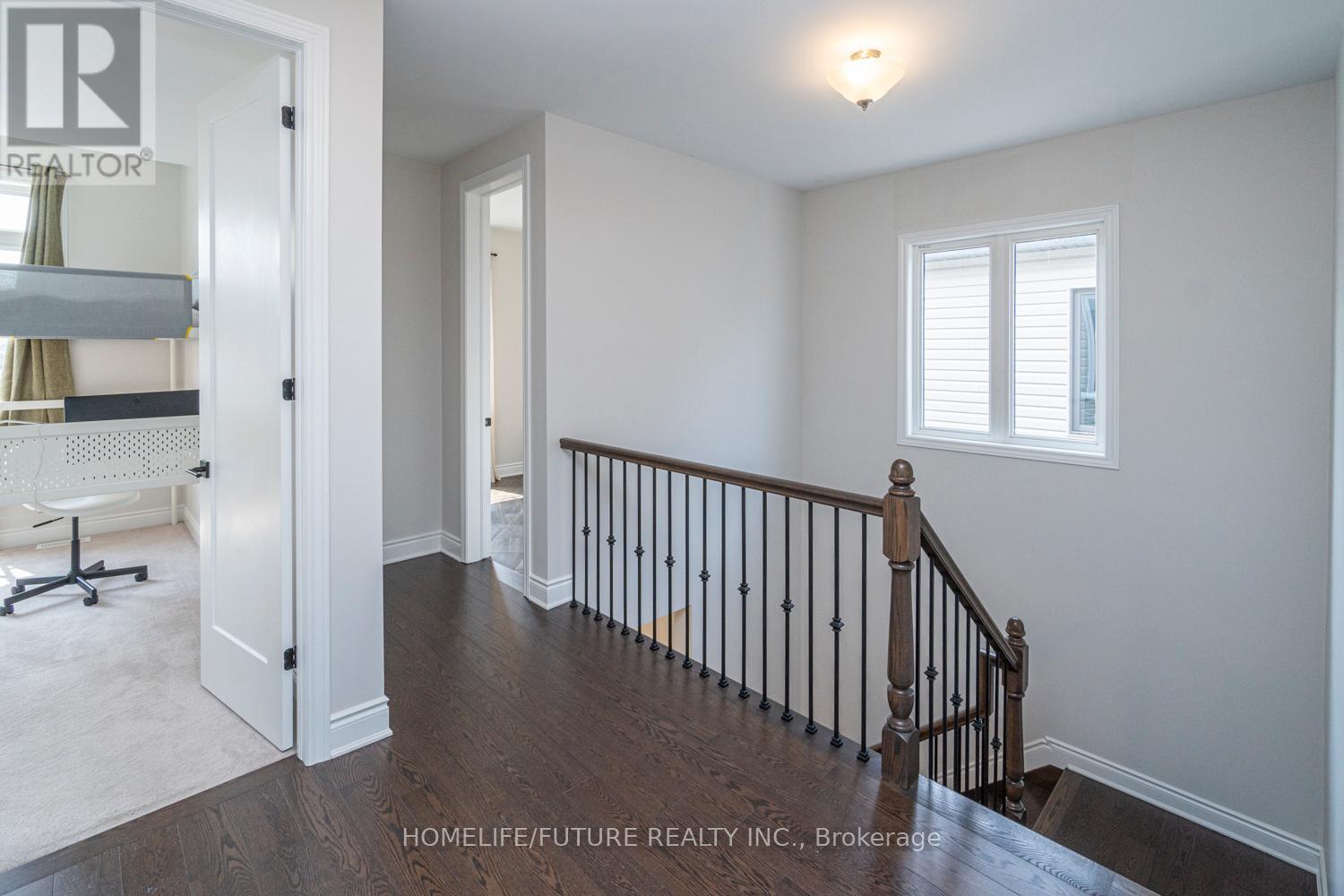 623 Parade Drive, Ottawa, Ontario  K2S 0Y7 - Photo 31 - X12650722