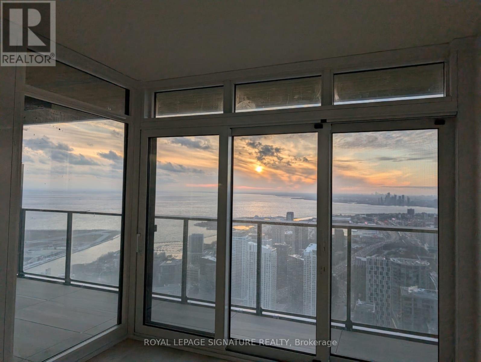 3 Concord Cityplace Way, Toronto, Ontario  M5V 0X4 - Photo 45 - C12629758