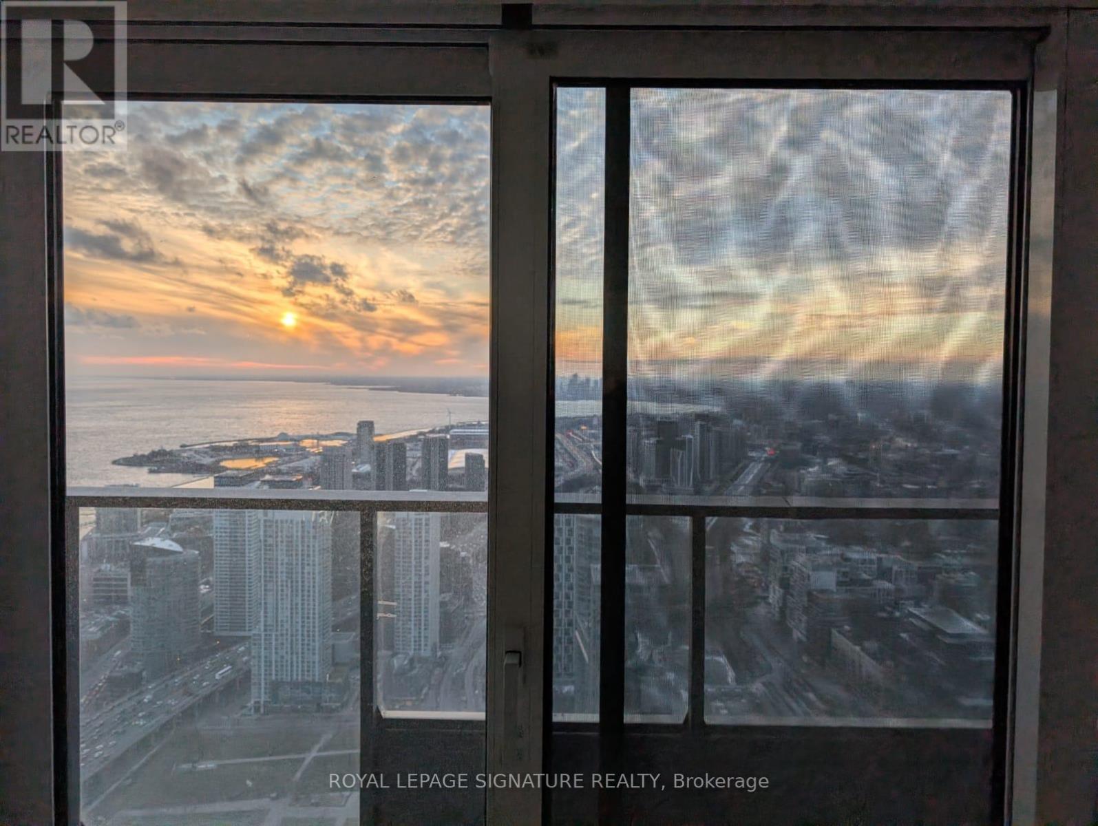 3 Concord Cityplace Way, Toronto, Ontario  M5V 0X4 - Photo 44 - C12629758