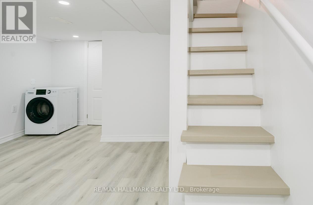 106 Willow Avenue, Toronto, Ontario  M4E 3K3 - Photo 19 - E12483437