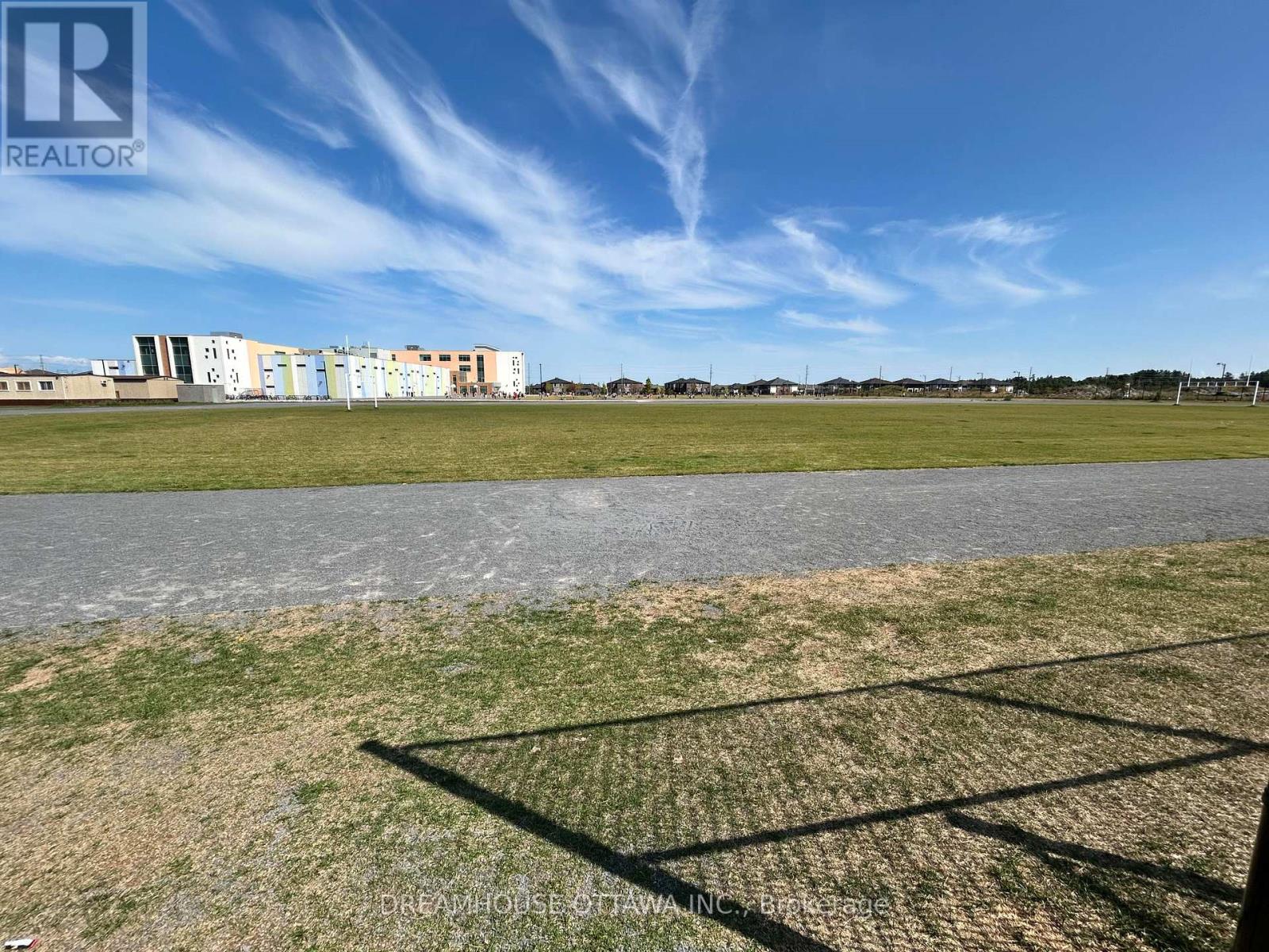 257 Finsbury Avenue, Ottawa, Ontario  K2S 2Y2 - Photo 39 - X12393510