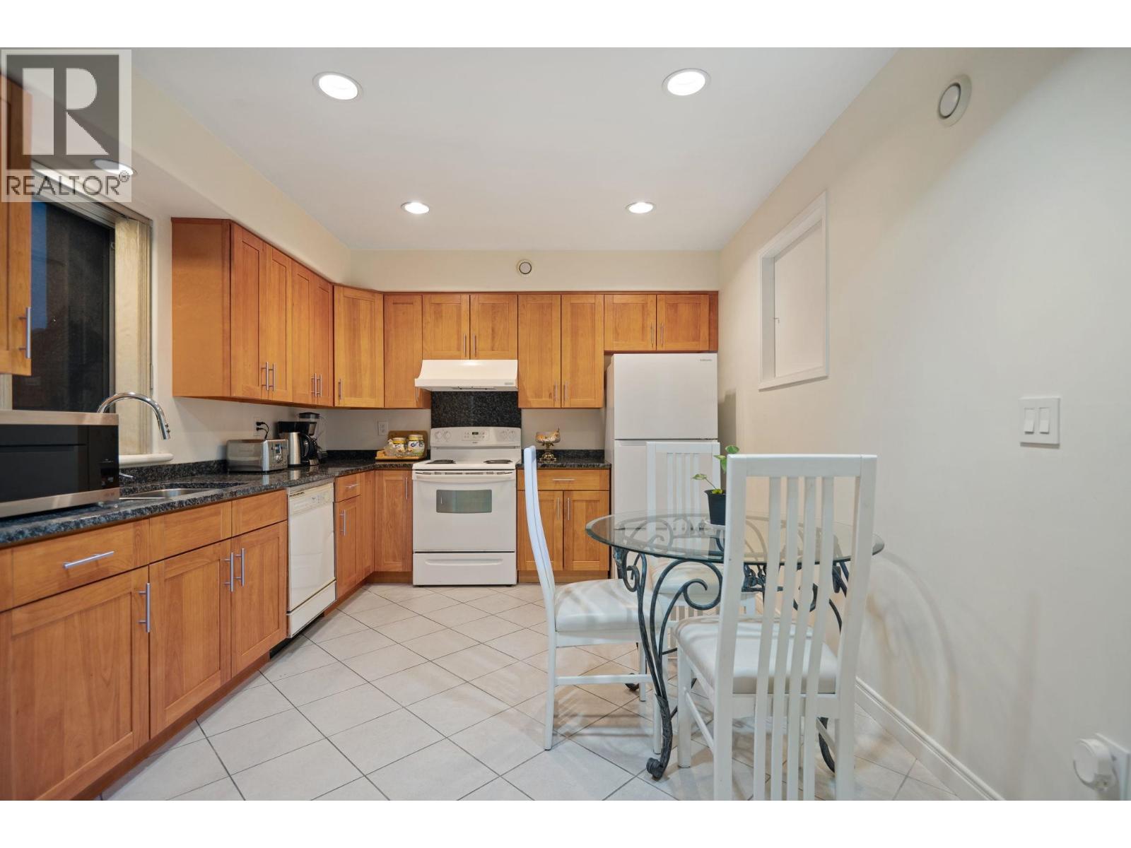 5770 Charles Street, Burnaby, British Columbia  V5B 2G4 - Photo 30 - R3065879