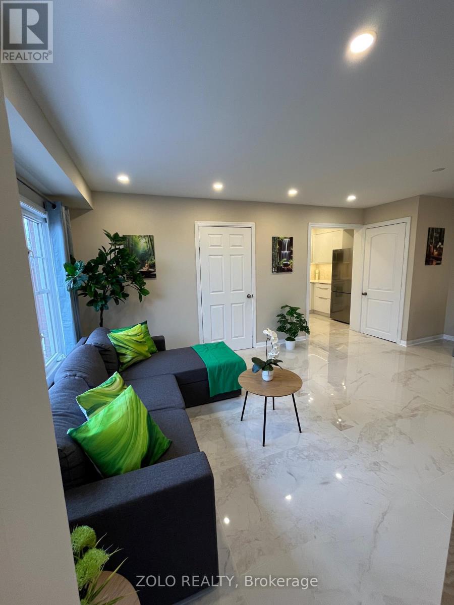 B - 13 Rouge River Drive, Toronto, Ontario  M1B 6J4 - Photo 5 - E12596486