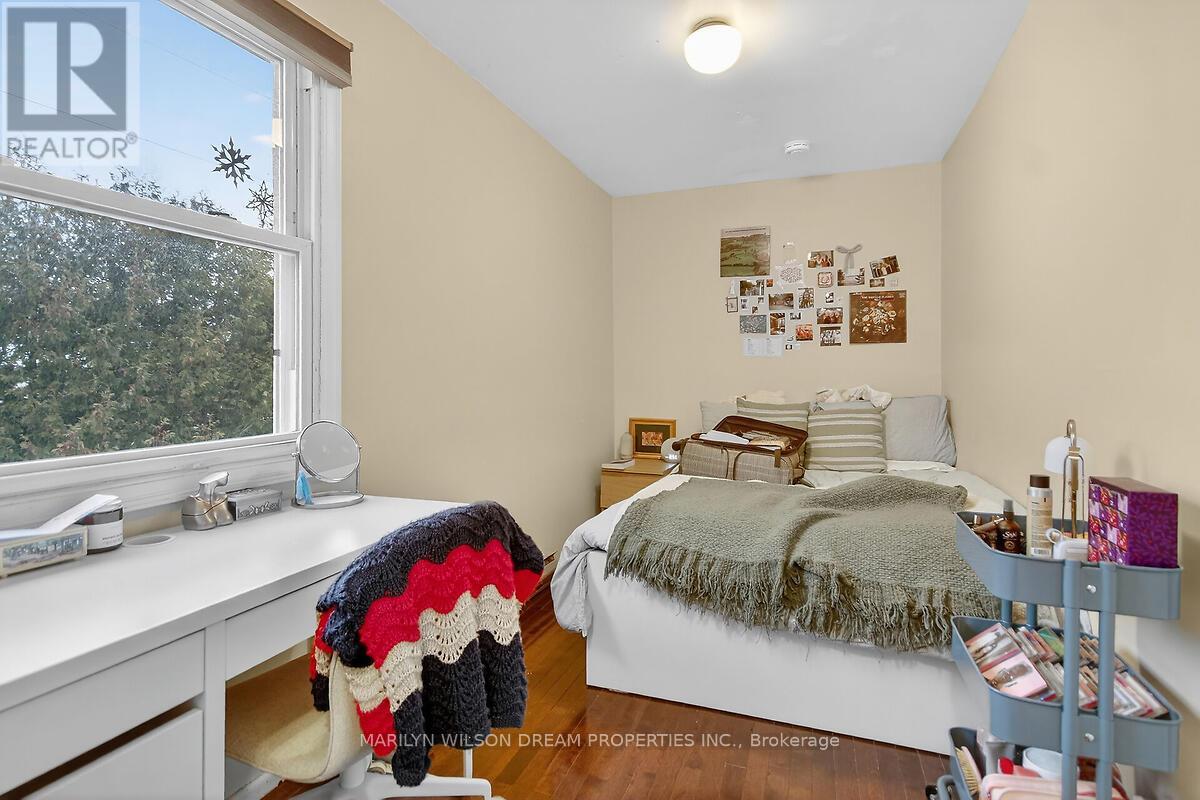 152 Goulburn Avenue, Ottawa, Ontario  K1N 8E2 - Photo 13 - X12650768