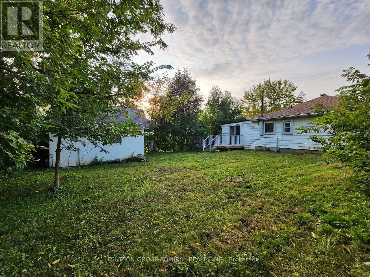 141 Silas Boulevard, Georgina, Ontario  L4P 2K2 - Photo 25 - N12473499