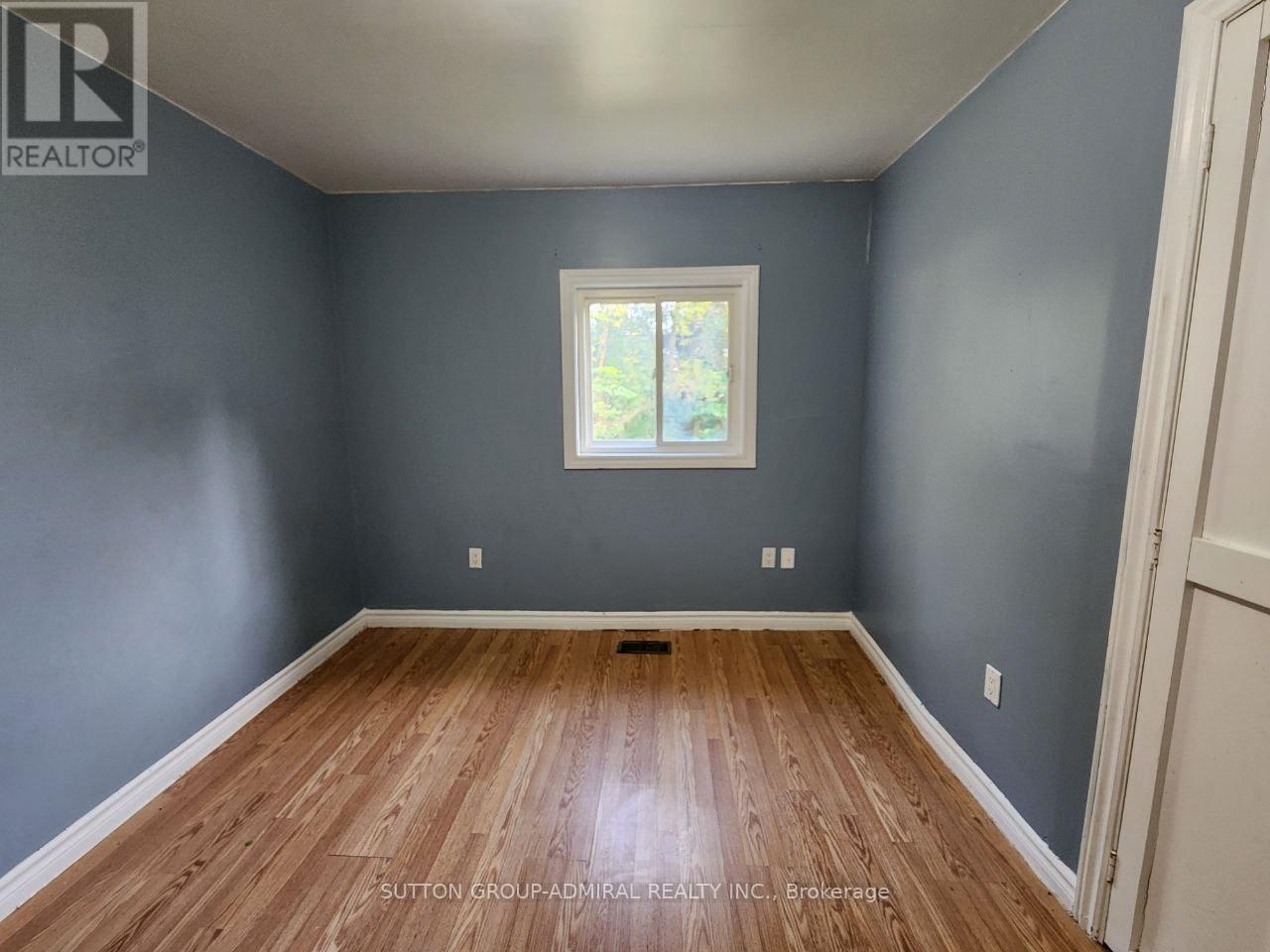 141 Silas Boulevard, Georgina, Ontario  L4P 2K2 - Photo 22 - N12473499