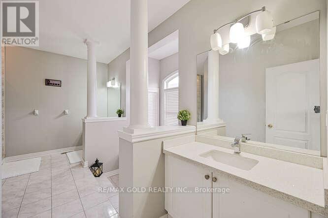 106 Watsonbrook Drive, Brampton, Ontario  L6R 0R4 - Photo 20 - W12635788