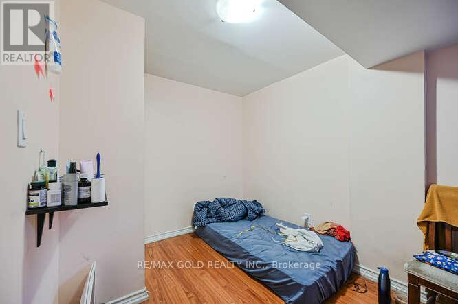 106 Watsonbrook Drive, Brampton, Ontario  L6R 0R4 - Photo 36 - W12635788