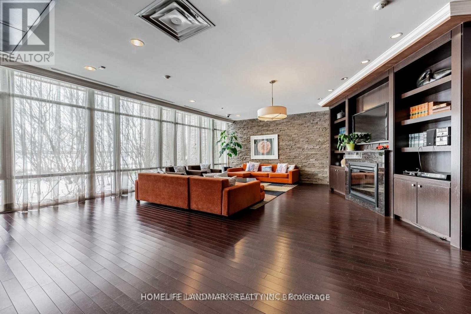 205 - 57 Upper Duke Crescent, Markham, Ontario  L6G 0B7 - Photo 13 - N12650778