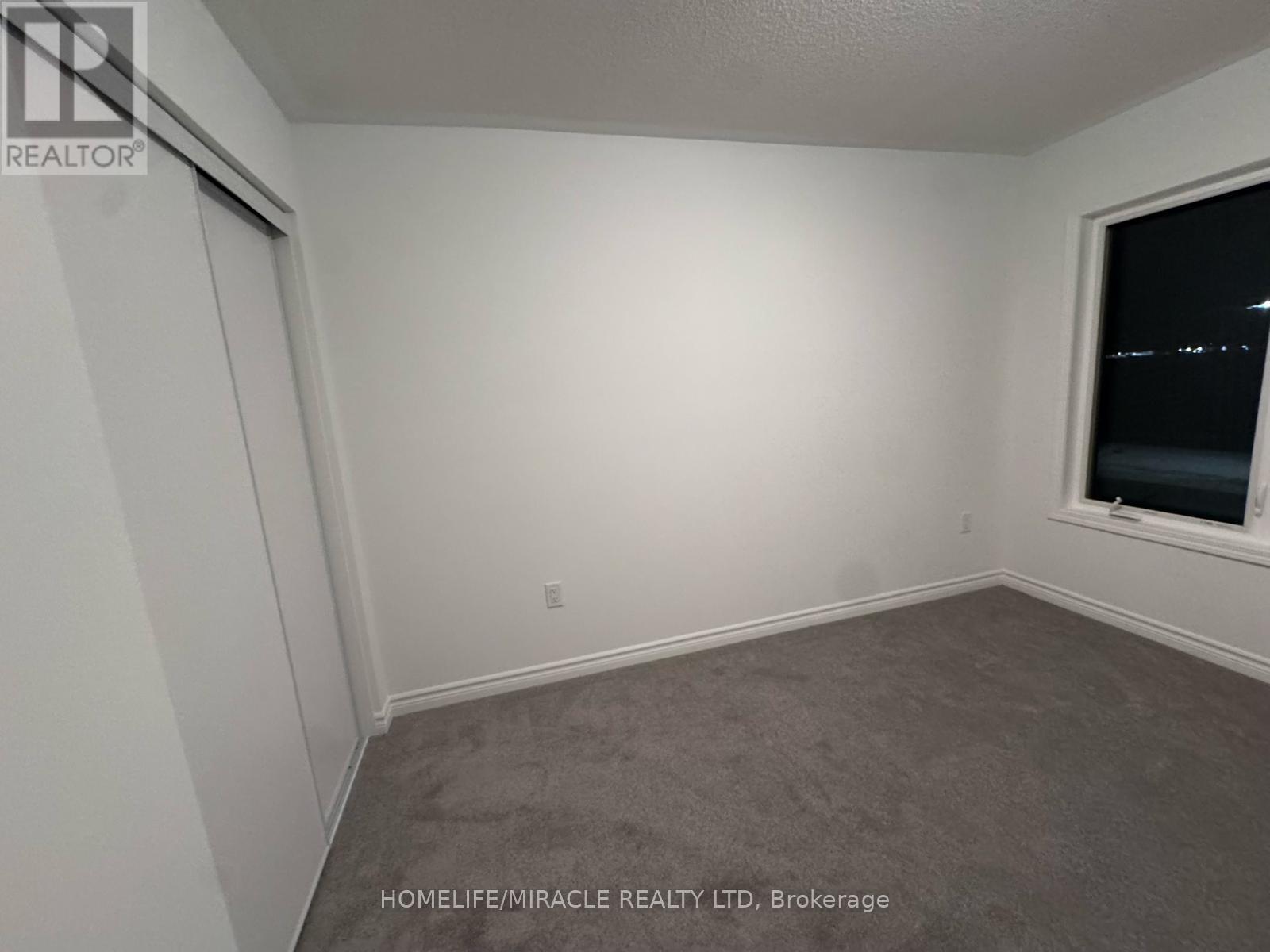 98 Pearen Lane, Barrie, Ontario  L9J 1A5 - Photo 17 - S12650772