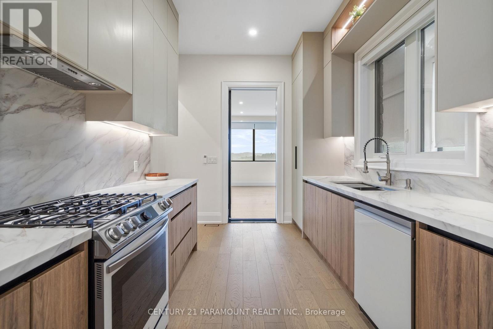 16322 Hillview Place, Caledon, Ontario  L7E 3S2 - Photo 18 - W12650754