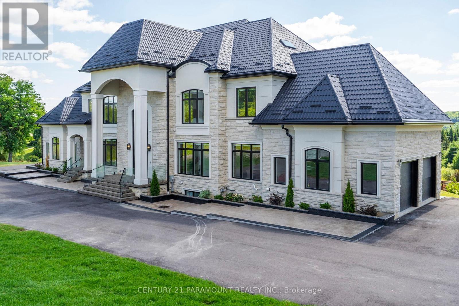 16322 Hillview Place, Caledon, Ontario  L7E 3S2 - Photo 3 - W12650754