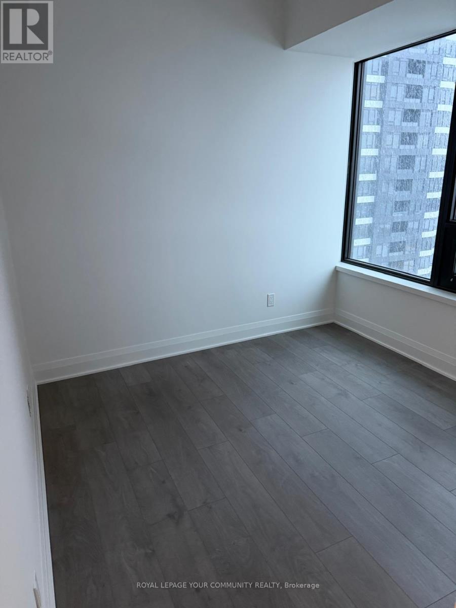 1407 - 2 Erskine Road, Mississauga, Ontario  L5B 1M7 - Photo 5 - W12650764