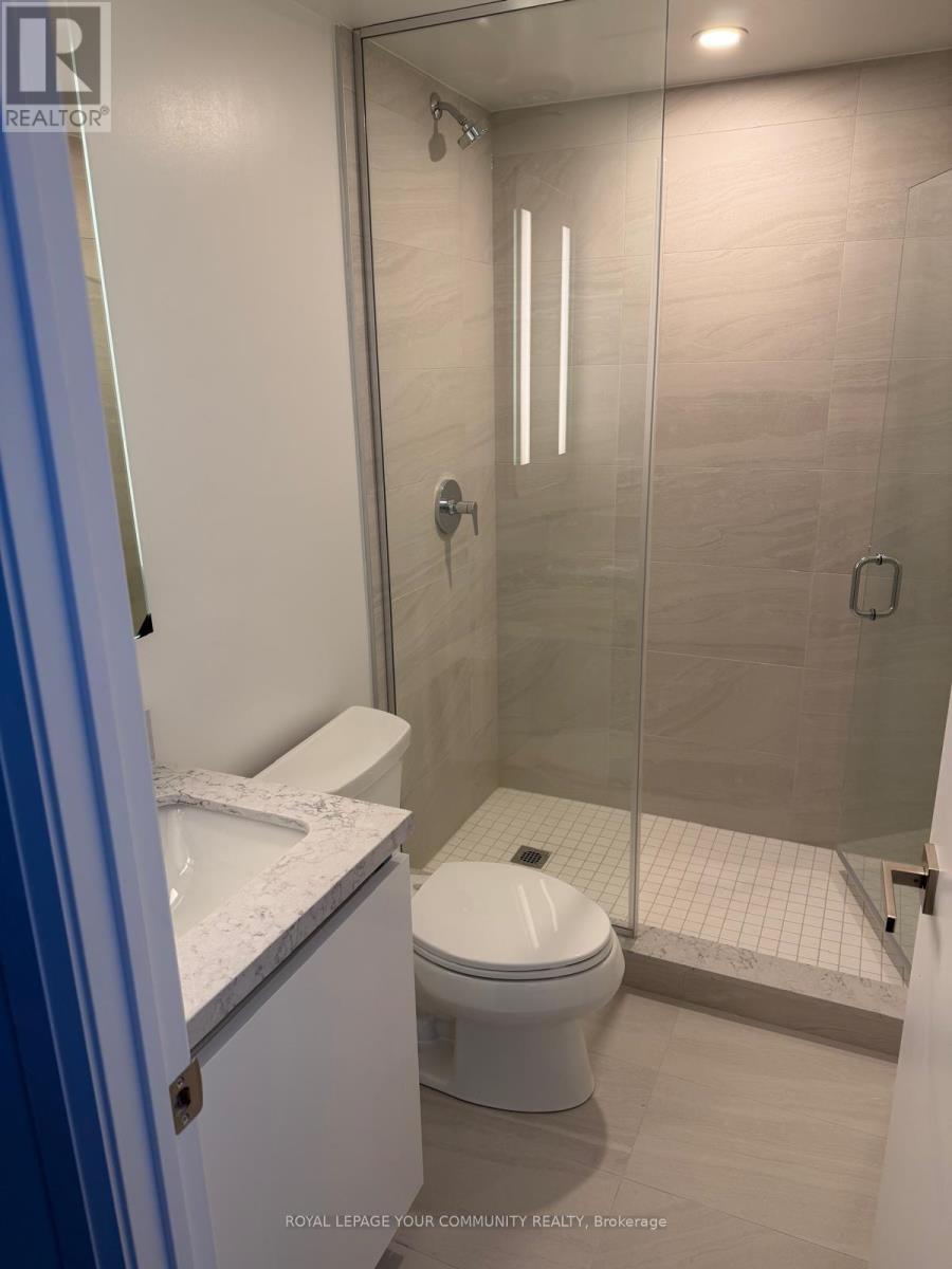 1407 - 2 Erskine Road, Mississauga, Ontario  L5B 1M7 - Photo 6 - W12650764