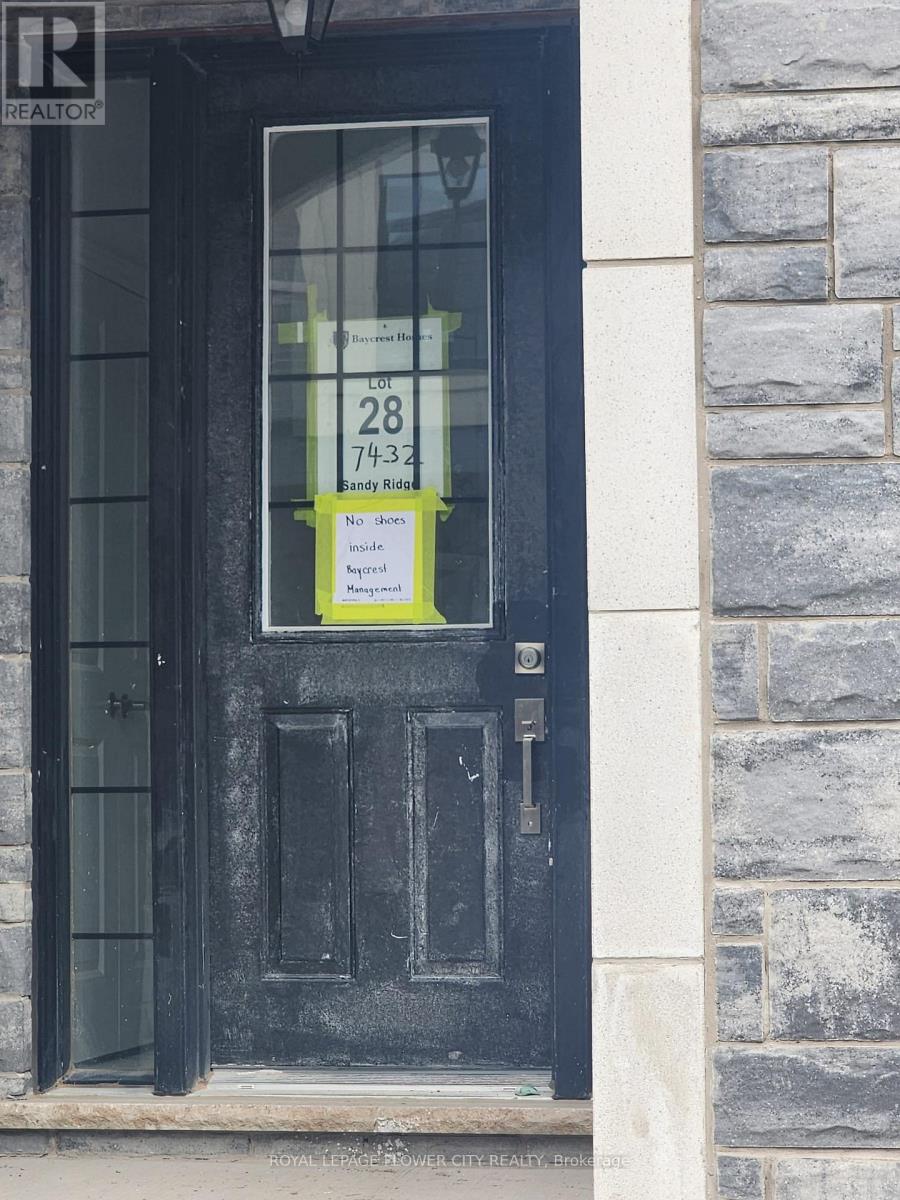 7432 Baycrest Common, Niagara Falls, Ontario  L2G 3L9 - Photo 4 - X12650774