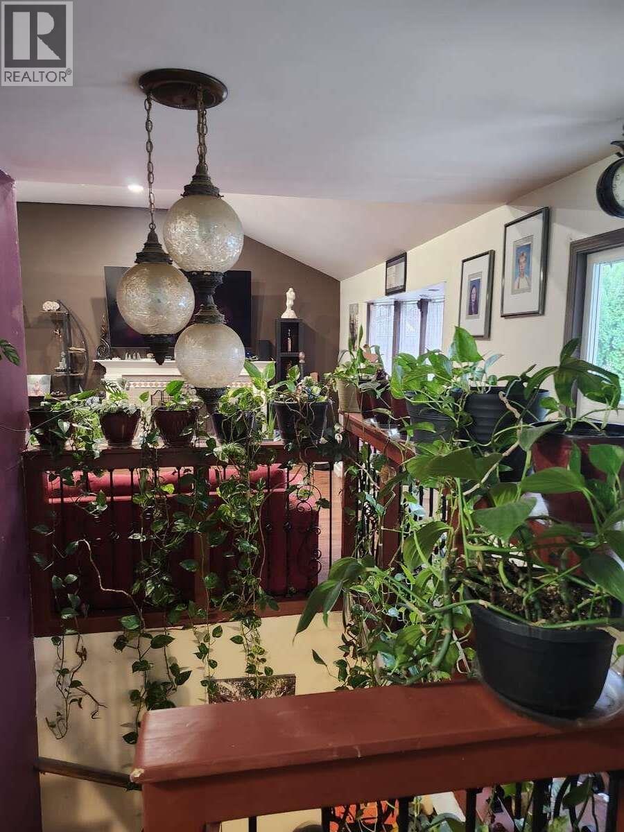 21796 Howison Avenue, Maple Ridge, British Columbia  V2X 2W6 - Photo 6 - R3074989