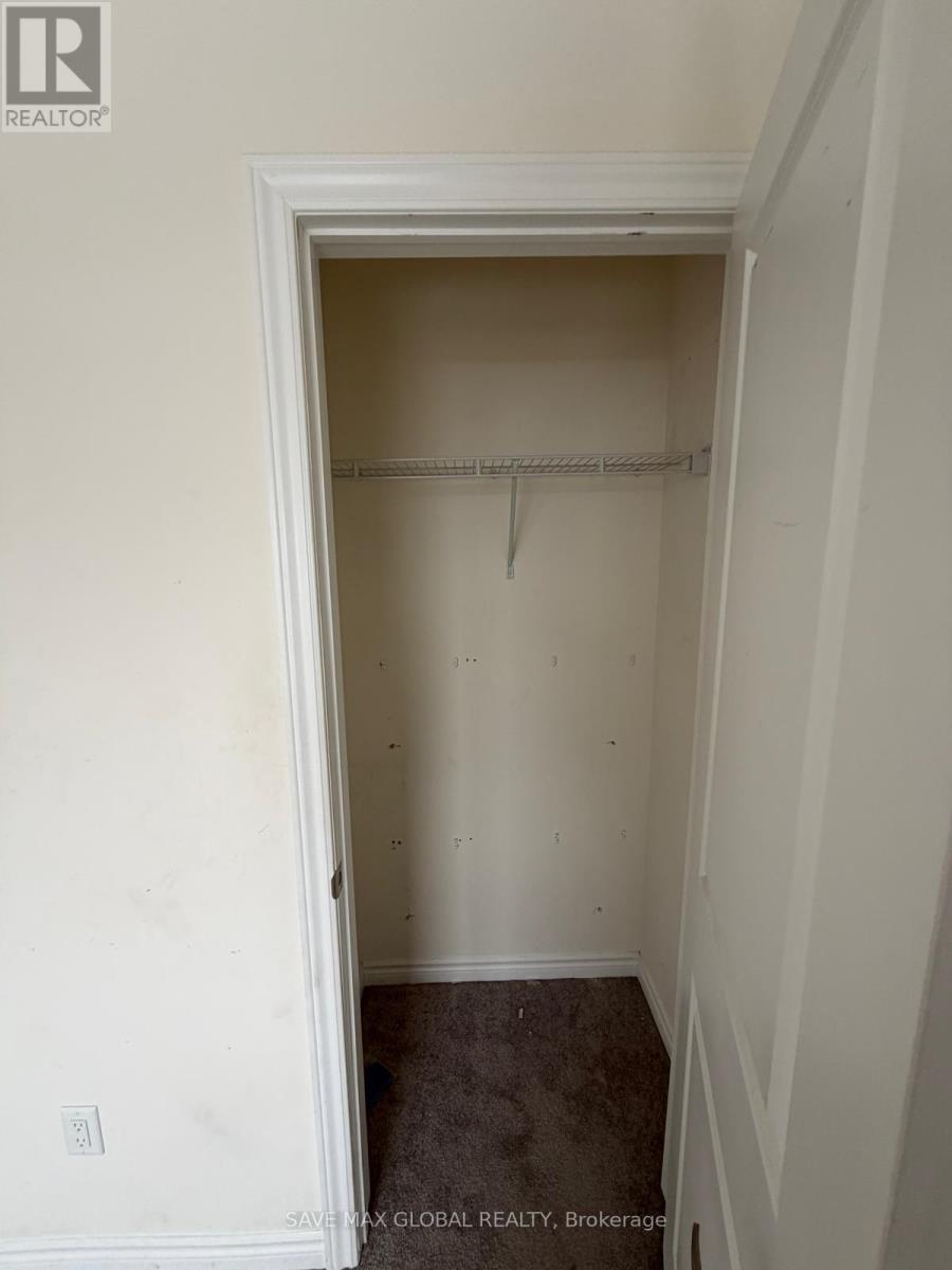 16 Haydrop Road, Brampton, Ontario  L6P 4P3 - Photo 11 - W12650794