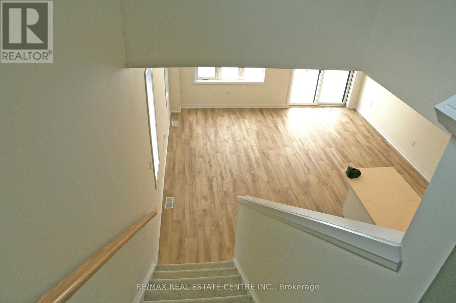 111 Winter Wren Crescent, Kitchener, Ontario  N2P 0L5 - Photo 14 - X12650784