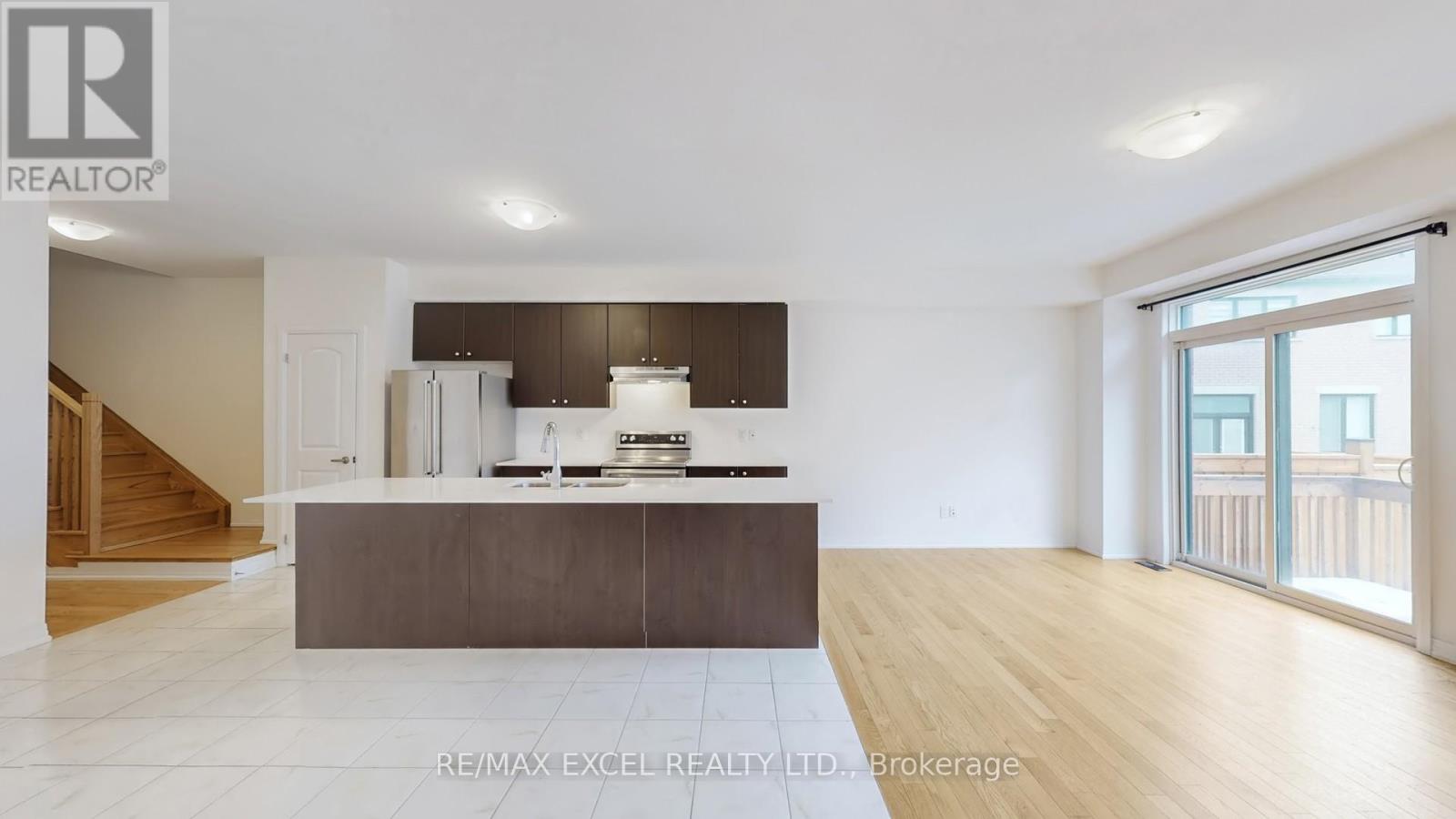 85 Robert Eaton Avenue, Markham, Ontario  L3S 0G2 - Photo 8 - N12650804