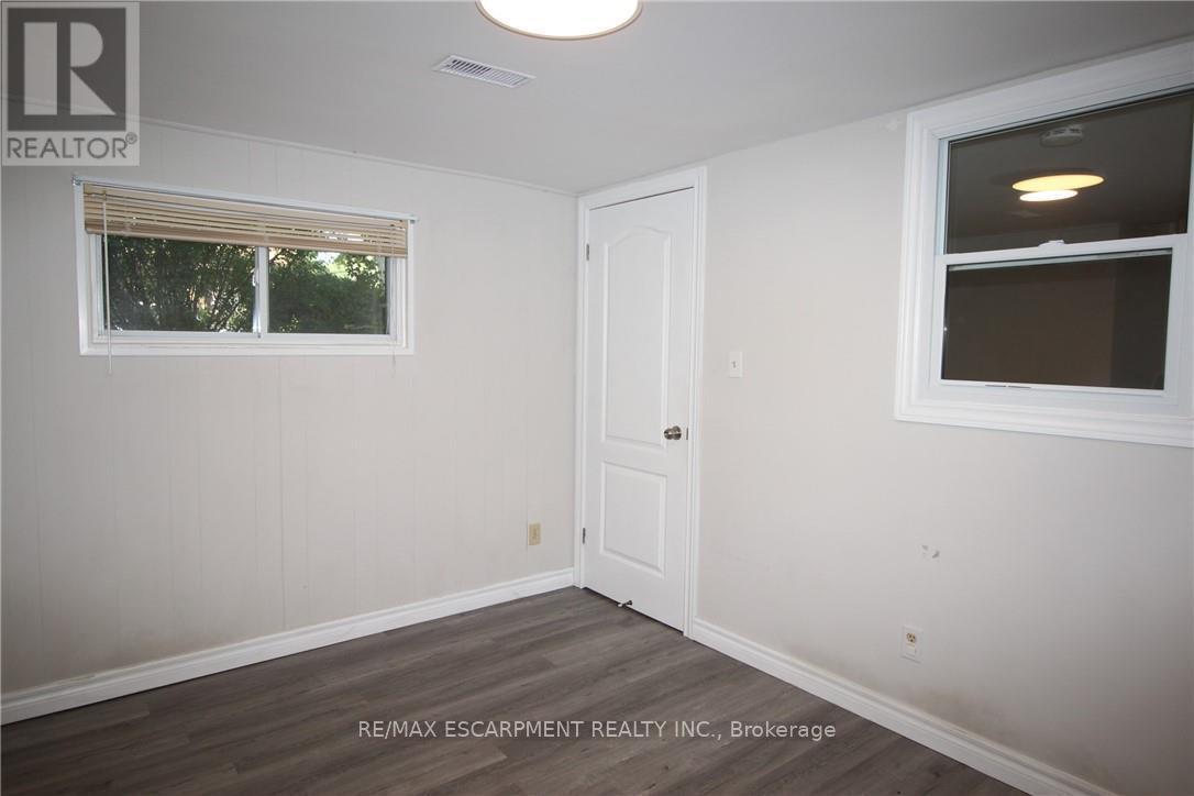 4 Purnell Drive, Hamilton, Ontario  L9C 4X9 - Photo 28 - X12650808