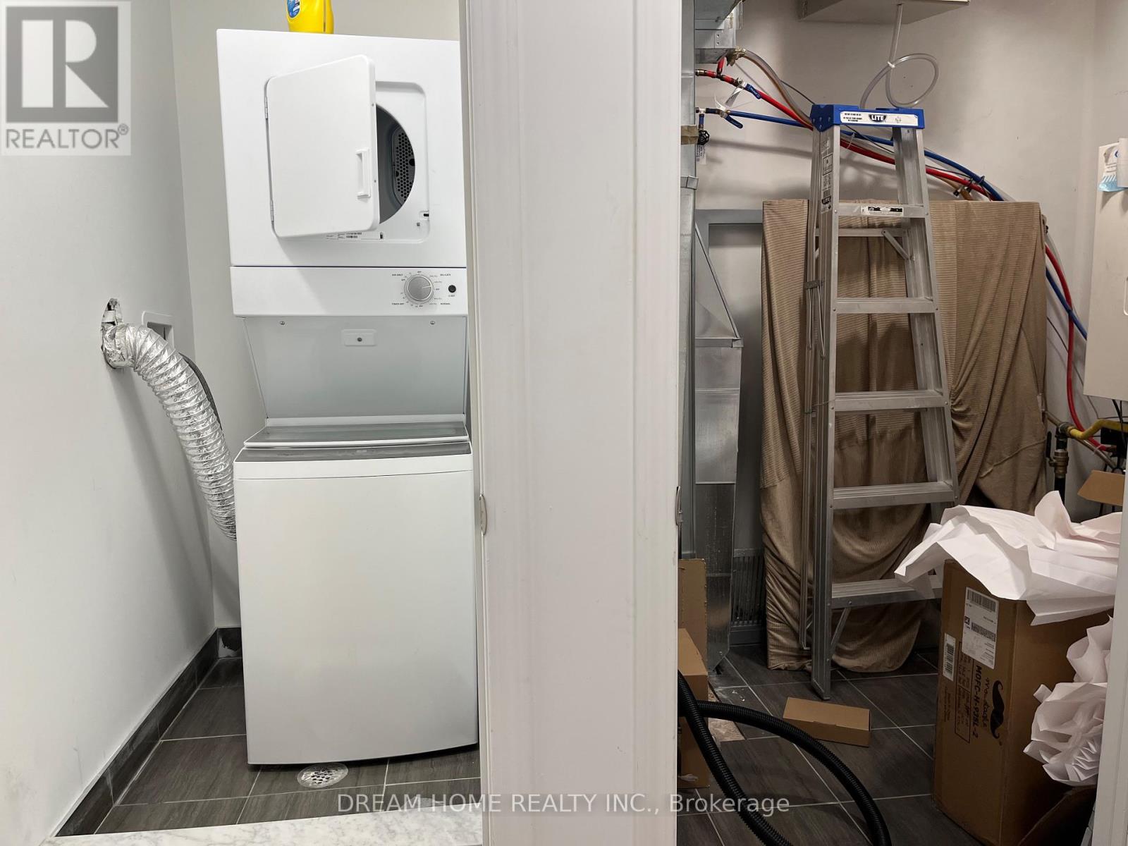 B2 - 3 Falaise Road, Toronto, Ontario  M1E 3B6 - Photo 5 - E12486881