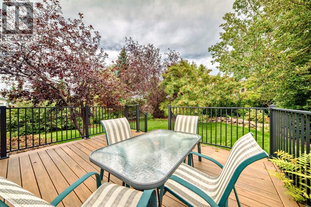 83 Gleneagles Close, Cochrane, Alberta  T4C 1N7 - Photo 38 - A2247151