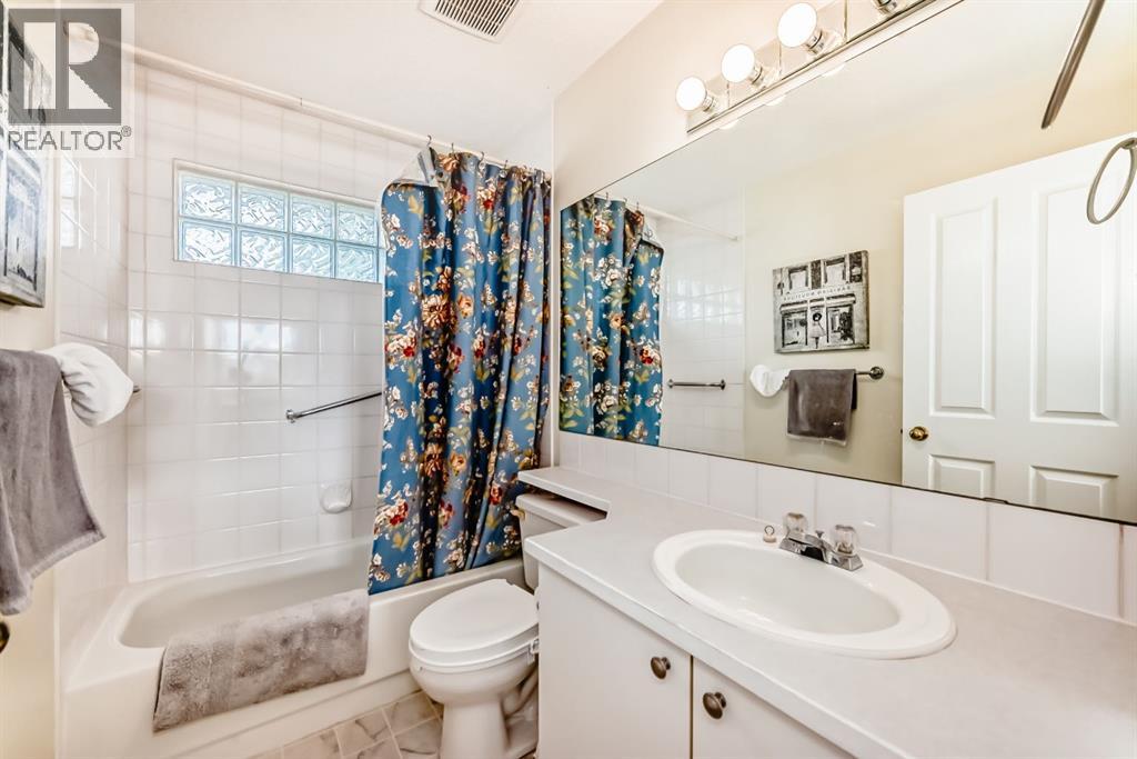 83 Gleneagles Close, Cochrane, Alberta  T4C 1N7 - Photo 27 - A2247151