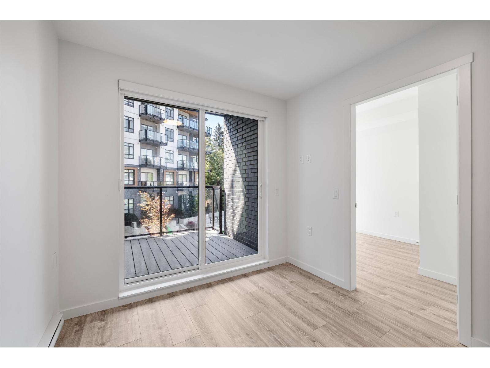 220 13968 Laurel Drive, Surrey, British Columbia  V3T 0S9 - Photo 11 - R3040682