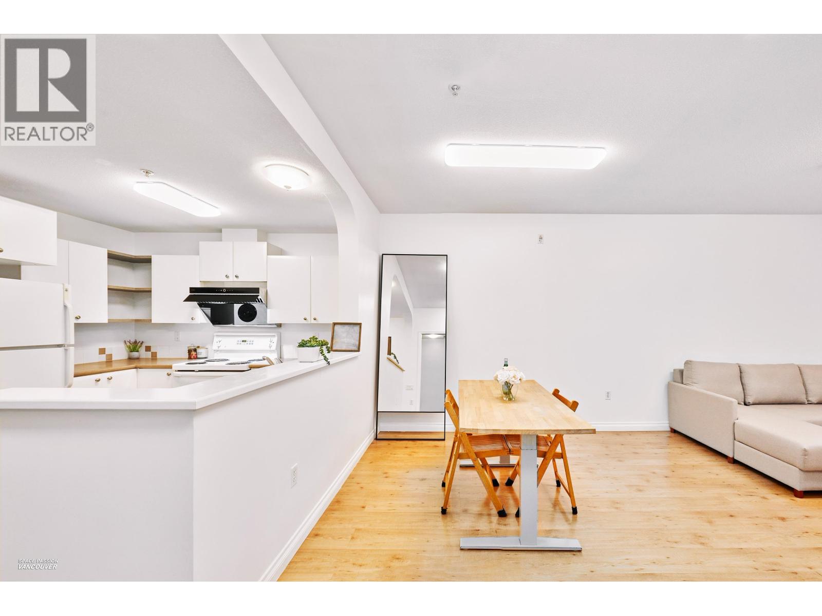 111 6833 Village Green, Burnaby, British Columbia  V5E 4M1 - Photo 7 - R3041332