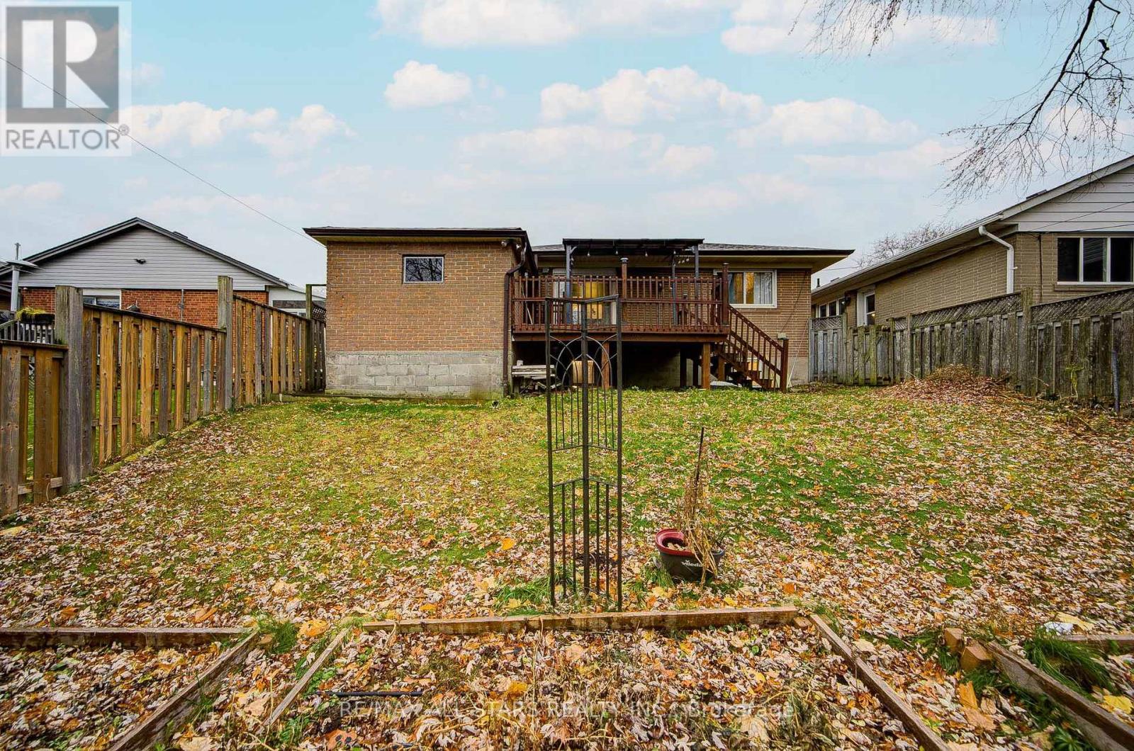 50 Mooregate Avenue, Toronto, Ontario  M1K 3V7 - Photo 42 - E12578664