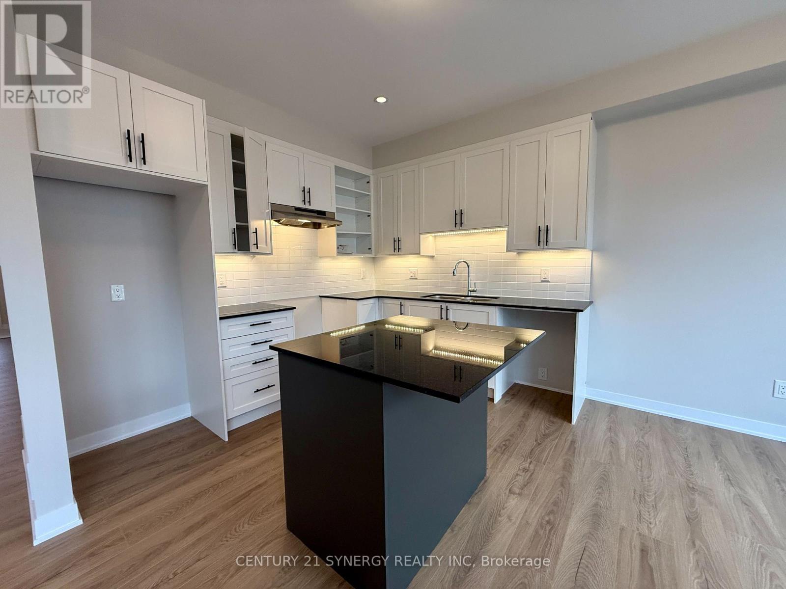 532 Promontory Place, Ottawa, Ontario  K2J 7H2 - Photo 10 - X12650838