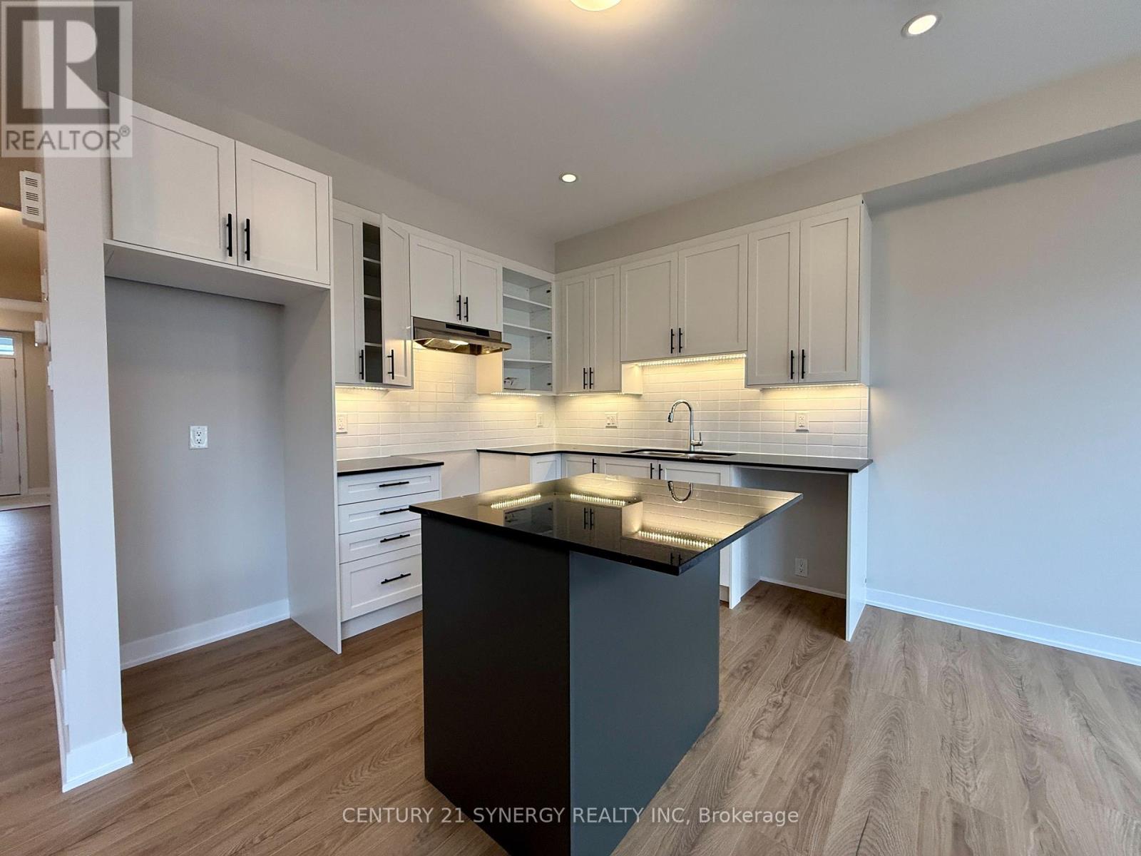 532 Promontory Place, Ottawa, Ontario  K2J 7H2 - Photo 11 - X12650838