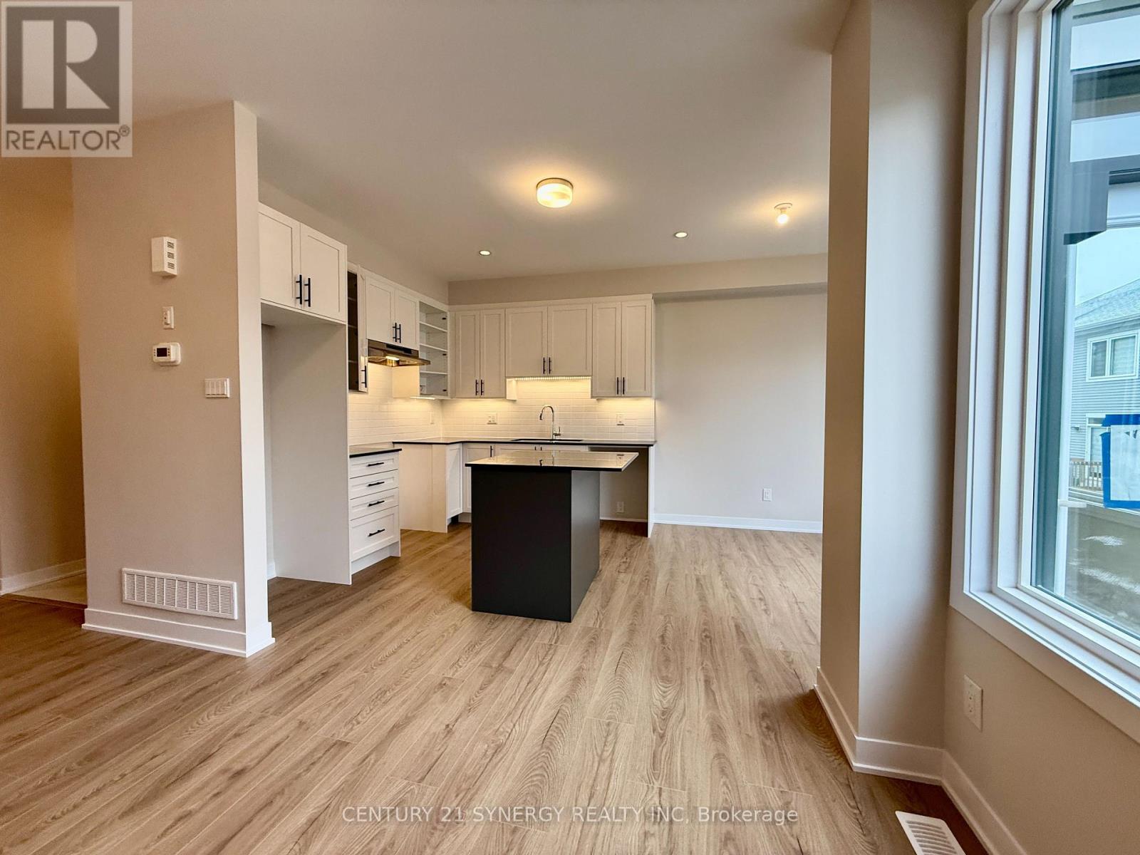 532 Promontory Place, Ottawa, Ontario  K2J 7H2 - Photo 12 - X12650838