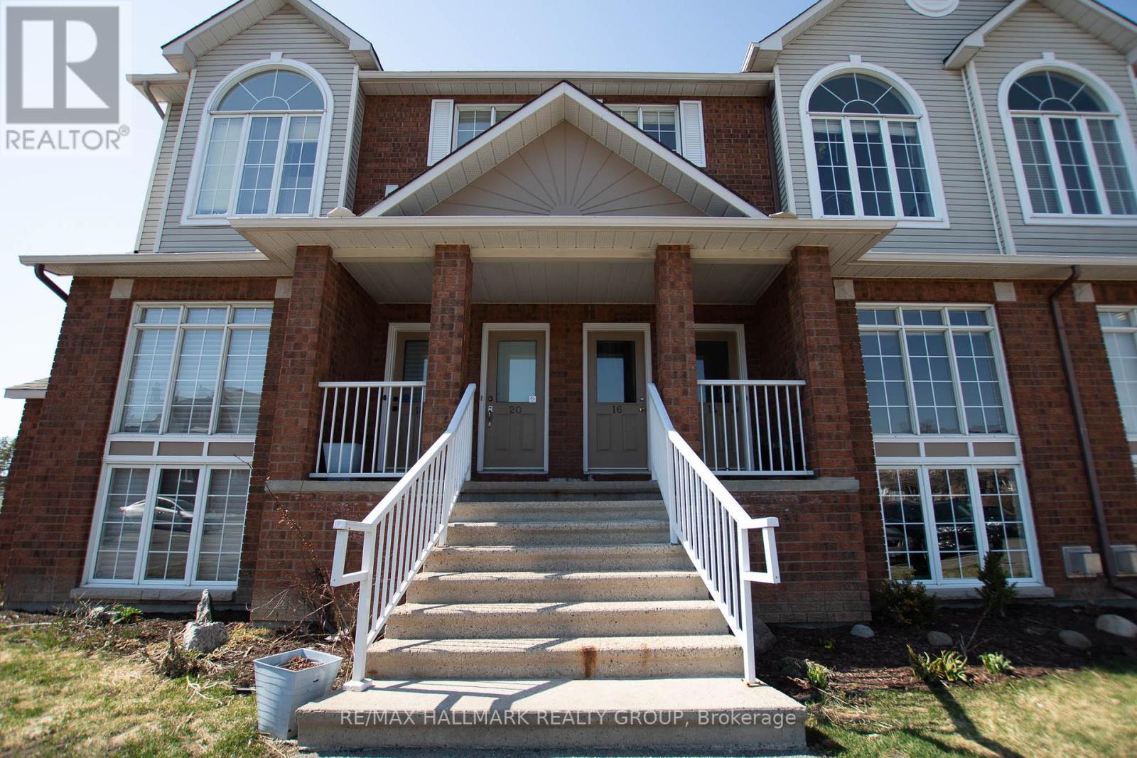 16 BRISTON PRIVATE, Ottawa, Ontario