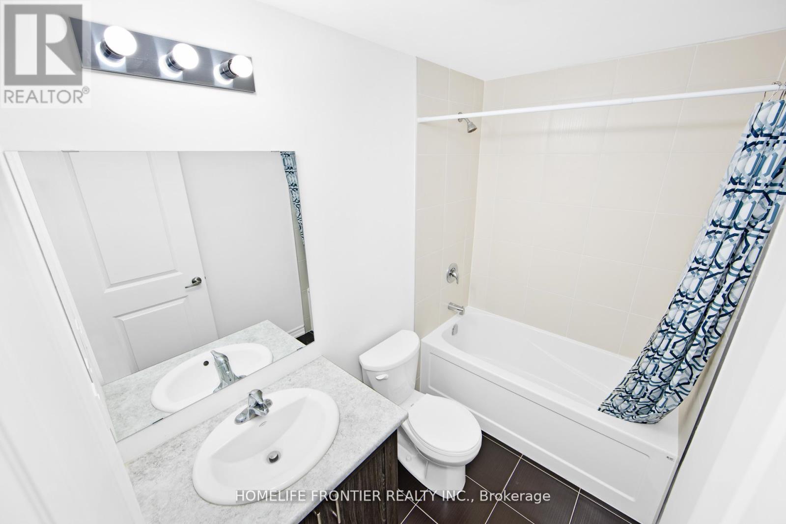 11 Spruceside Drive, Kawartha Lakes, Ontario  K0M 1A0 - Photo 13 - X12650842