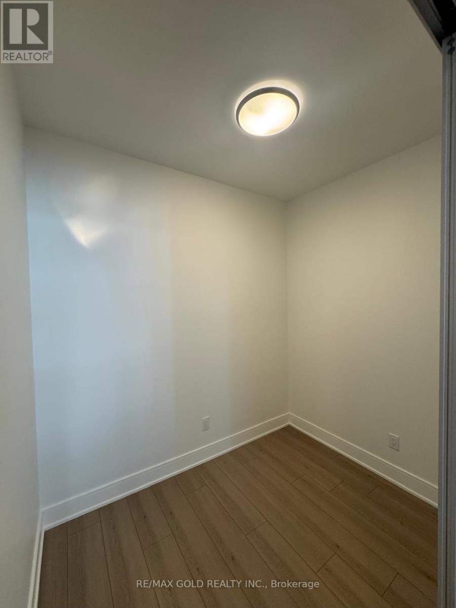 1109 - 25 Wellington Street S, Kitchener, Ontario  N2G 0G5 - Photo 8 - X12650846