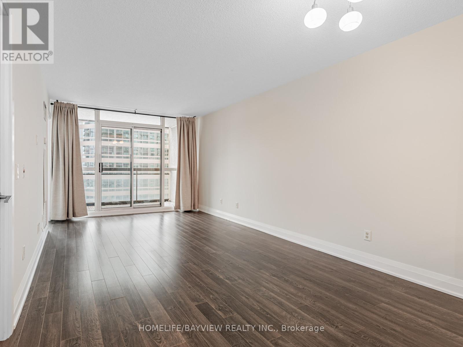 1015 - 18 Parkview Avenue, Toronto, Ontario  M2N 7H7 - Photo 15 - C12649108