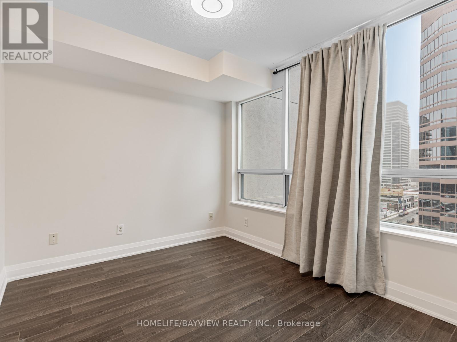 1015 - 18 Parkview Avenue, Toronto, Ontario  M2N 7H7 - Photo 18 - C12649108