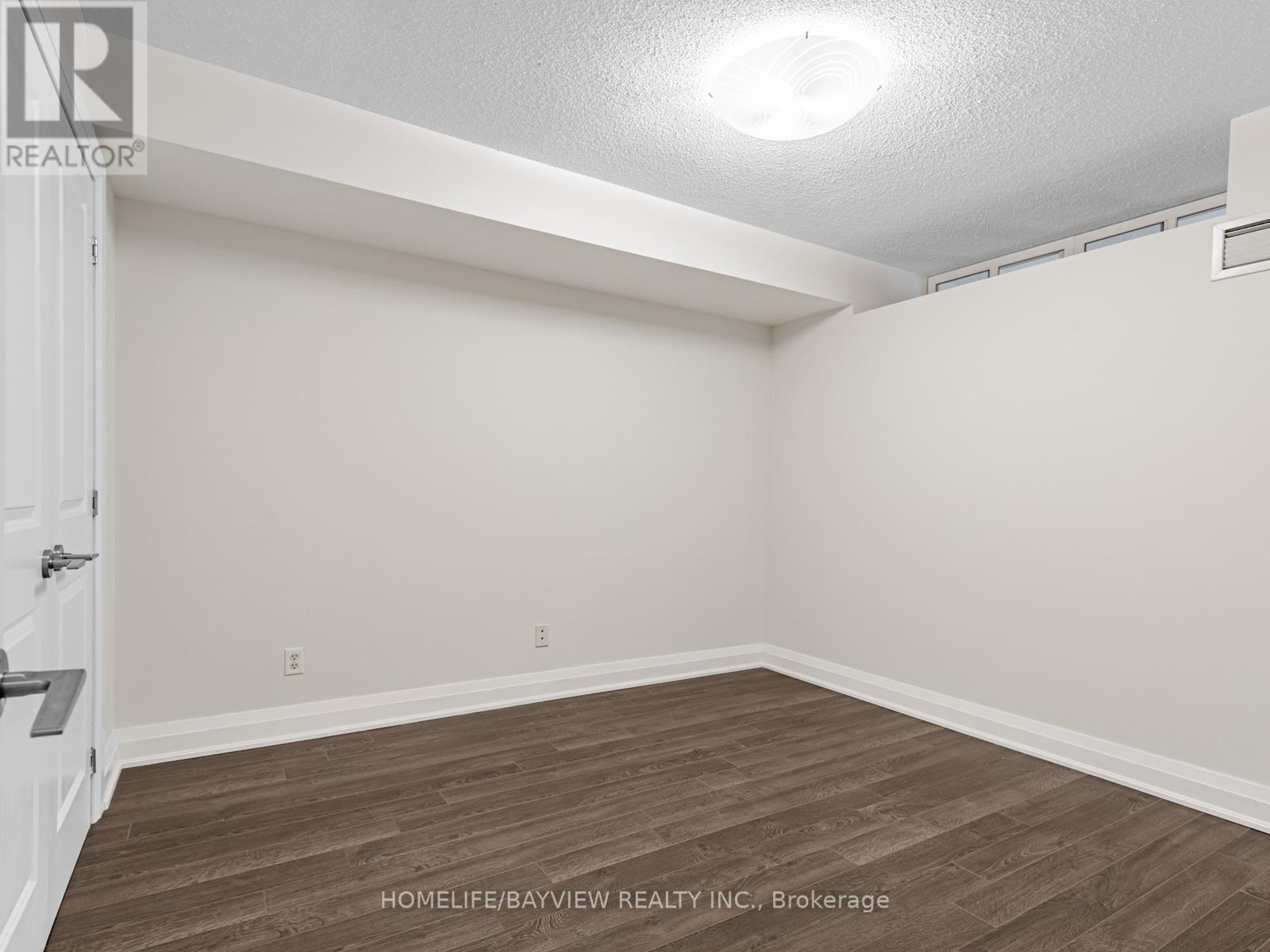 1015 - 18 Parkview Avenue, Toronto, Ontario  M2N 7H7 - Photo 20 - C12649108