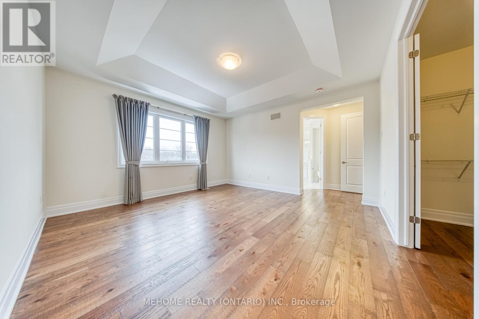 51 Bridgepointe Court, Aurora, Ontario  L4G 3H8 - Photo 19 - N12617356