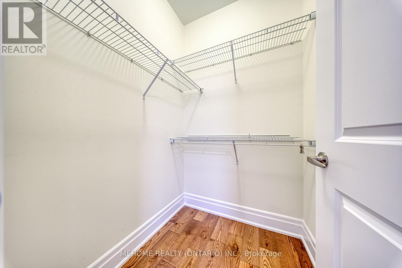 51 Bridgepointe Court, Aurora, Ontario  L4G 3H8 - Photo 24 - N12617356