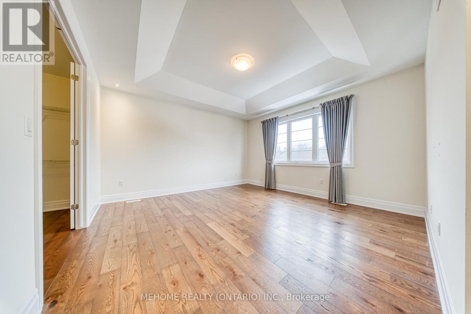 51 Bridgepointe Court, Aurora, Ontario  L4G 3H8 - Photo 18 - N12617356